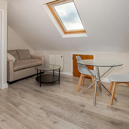 Spacious New One Bed Flat In The Heart Of Reading Exterior photo